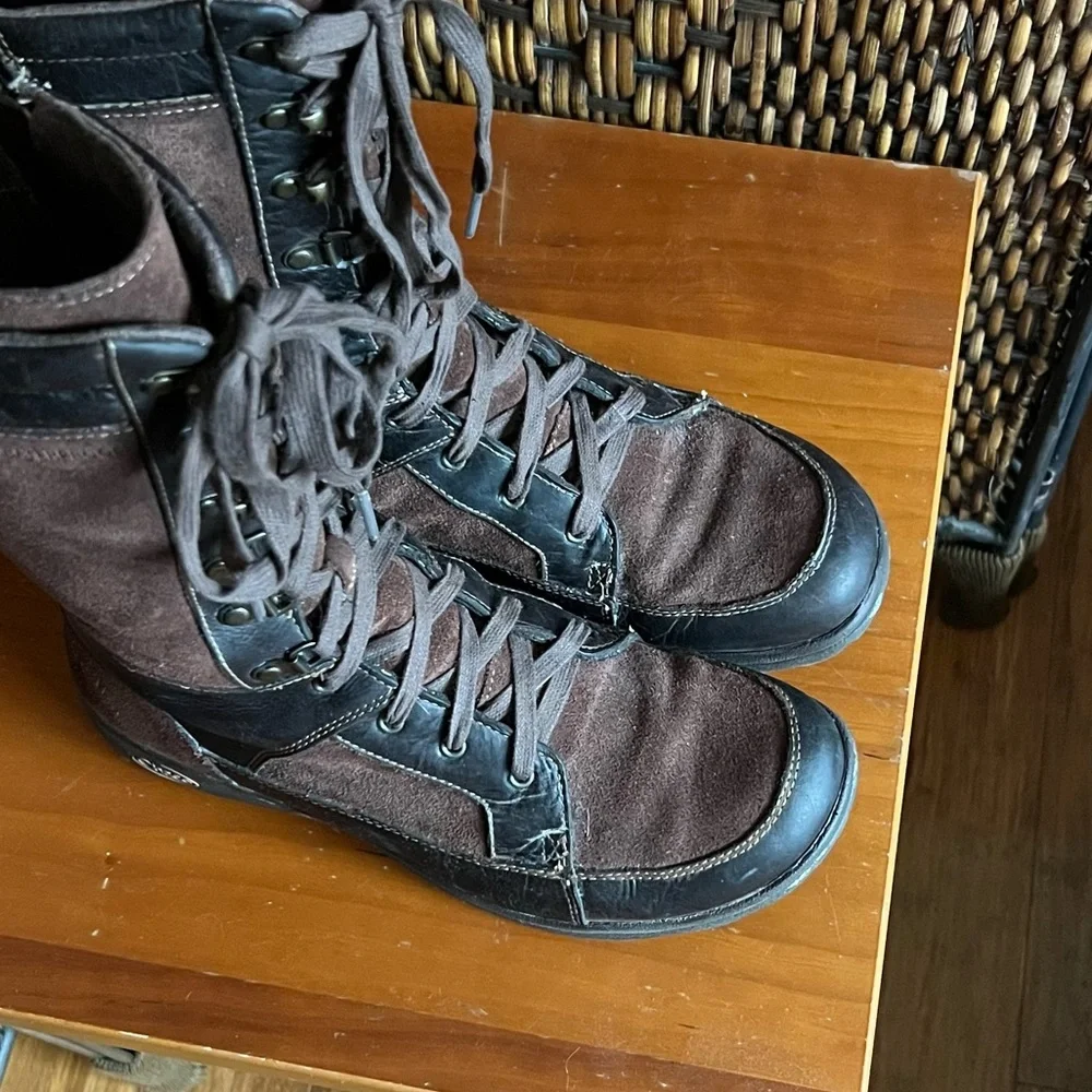 Chaco lodge waterproof